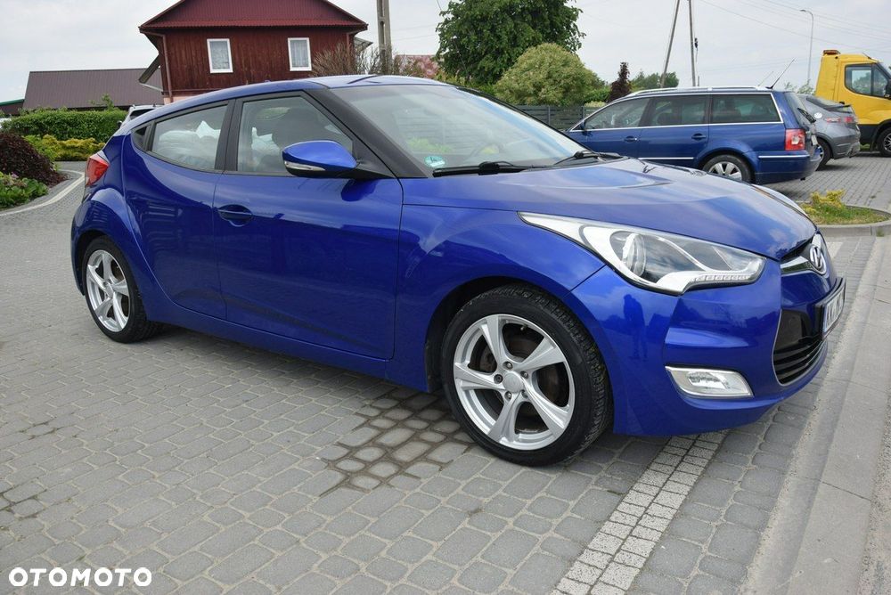 Hyundai Veloster 1.6 Style - 8