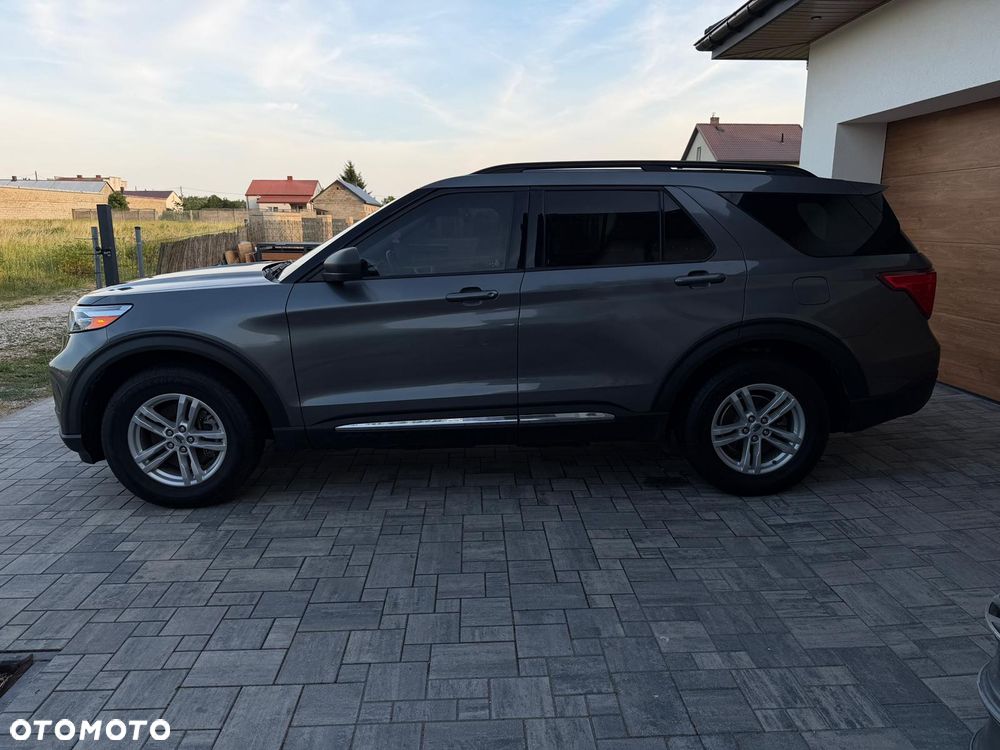 Ford Explorer - 8