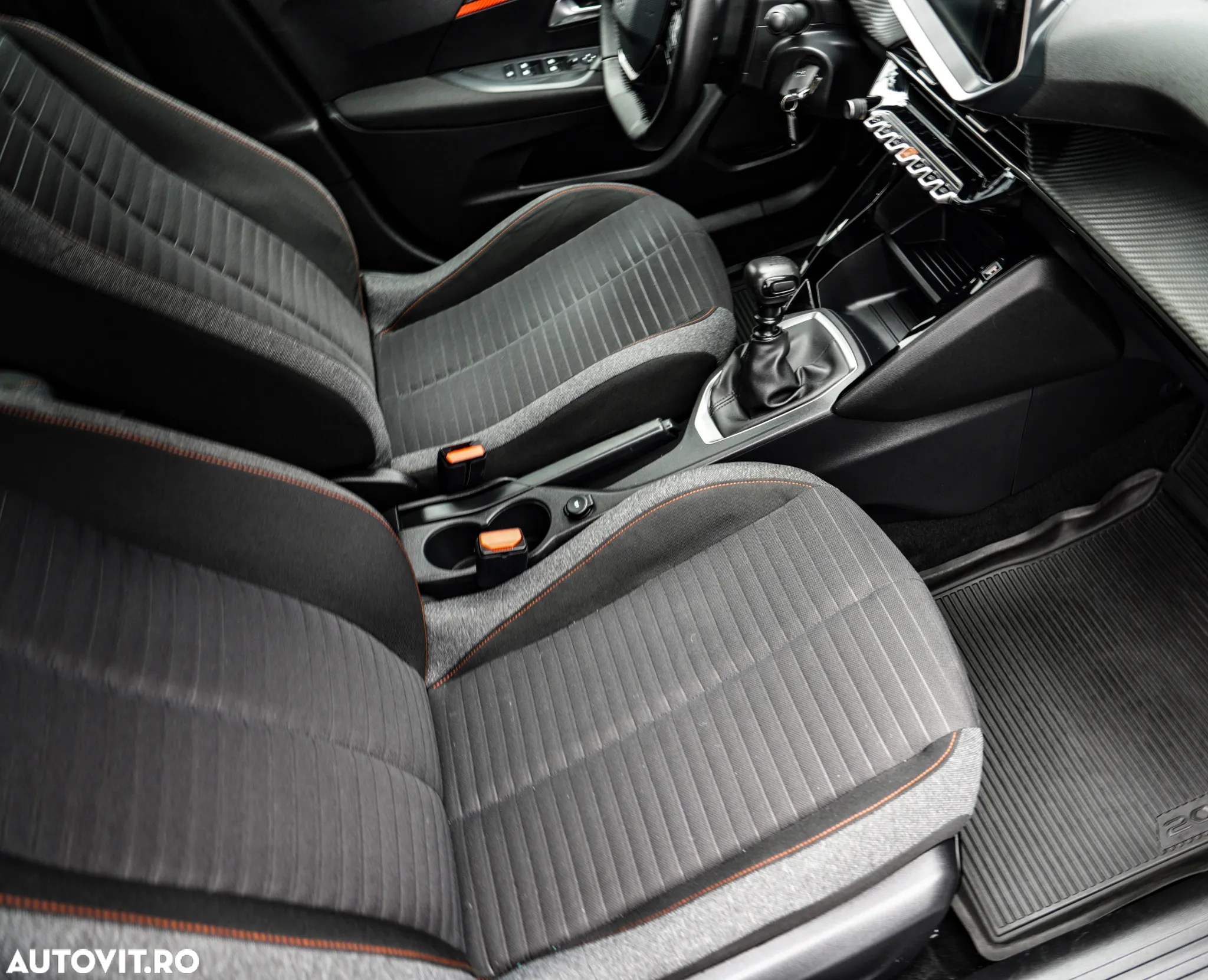 Peugeot 2008 1.5 BlueHDI STT Allure - 13