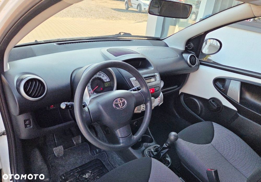 Toyota Aygo - 7