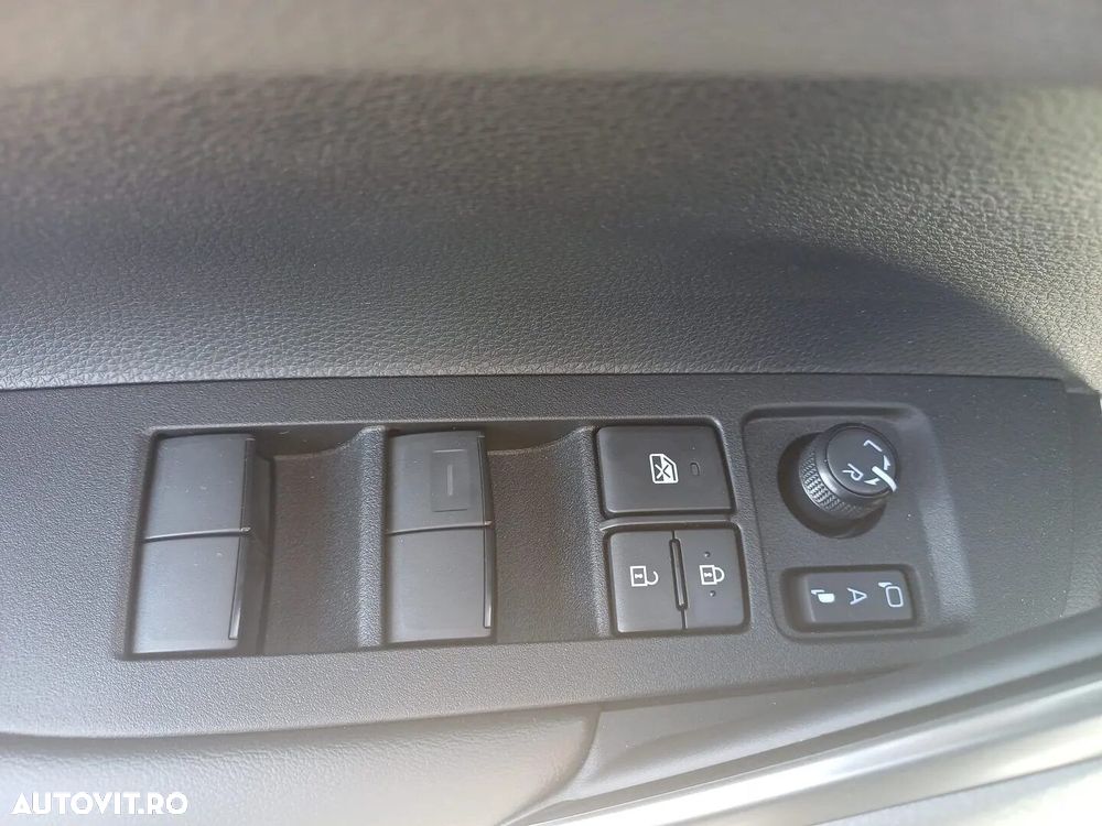TOYOTA Corolla Cross 2026 — imagine 13