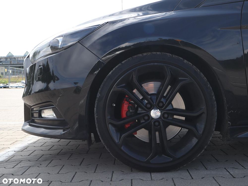 Ford Focus 2.0 EcoBoost ST mit Leder-Exclusiv-Paket - 6
