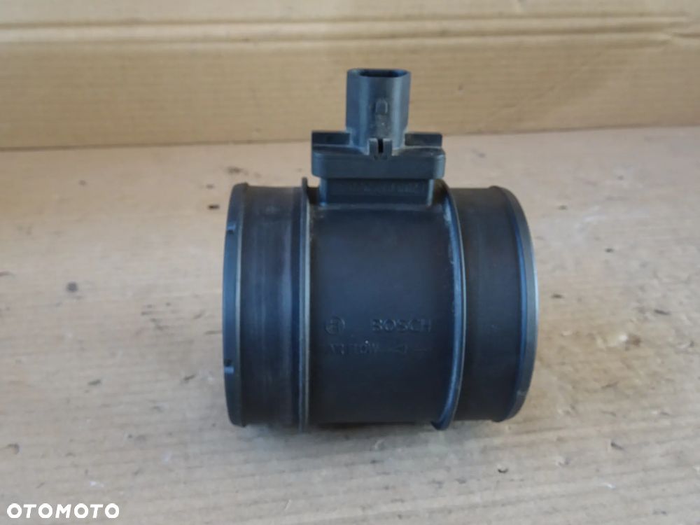 PRZEPŁYWOMIERZ POWIETRZA 55562426 OPEL INSIGNIA ASTRA J ZAFIRA C CASCADA 1,6T 2,0 CDTI - 1