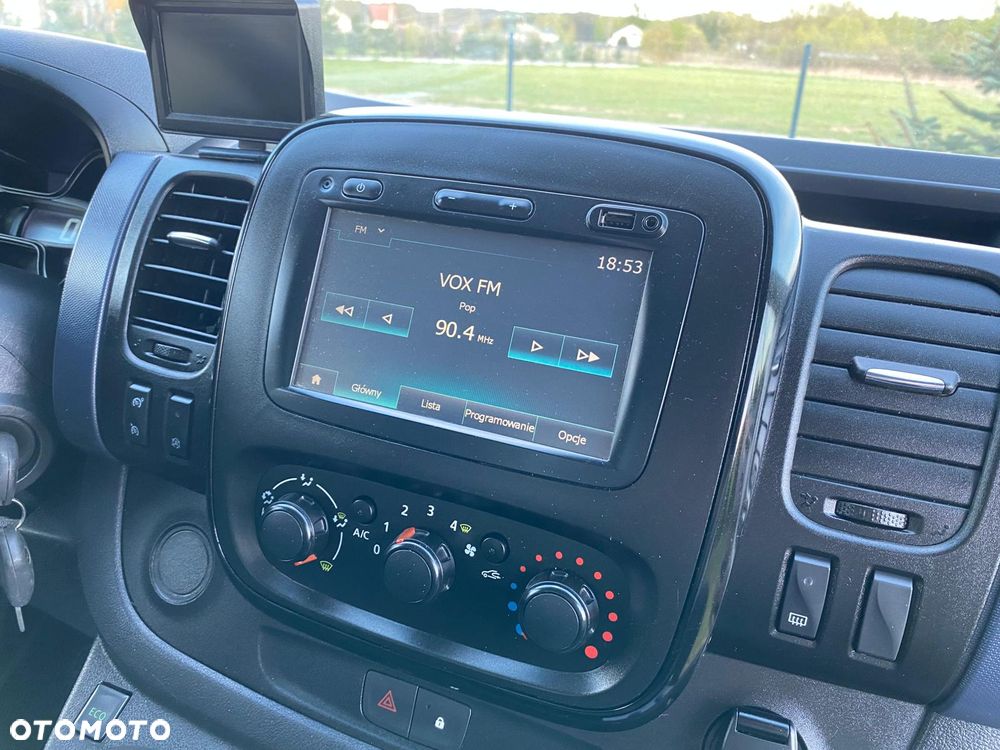 Opel VIVARO - 27