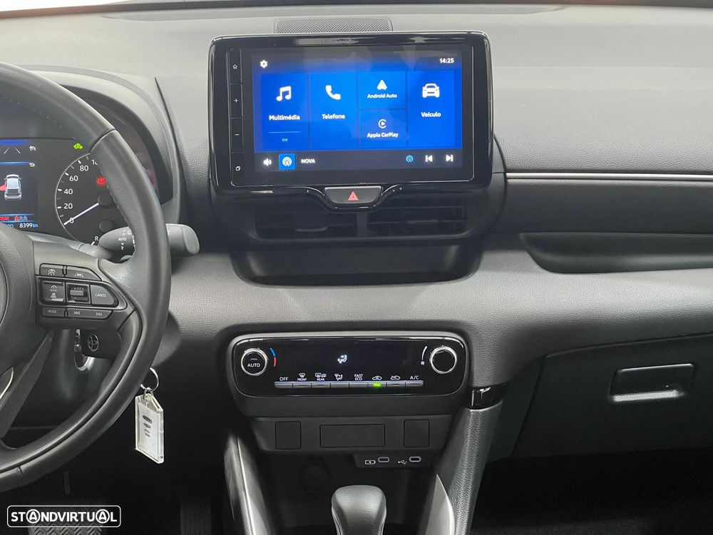 Toyota Yaris 1.5 HDF Comfort Plus - 14