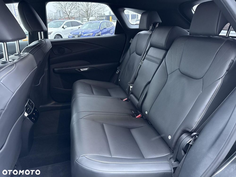 Lexus RX - 18