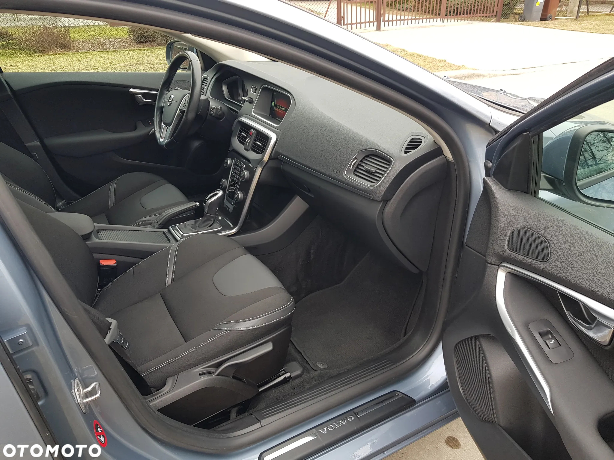 Volvo V40 D2 Drive-E Dynamic Edition - 13