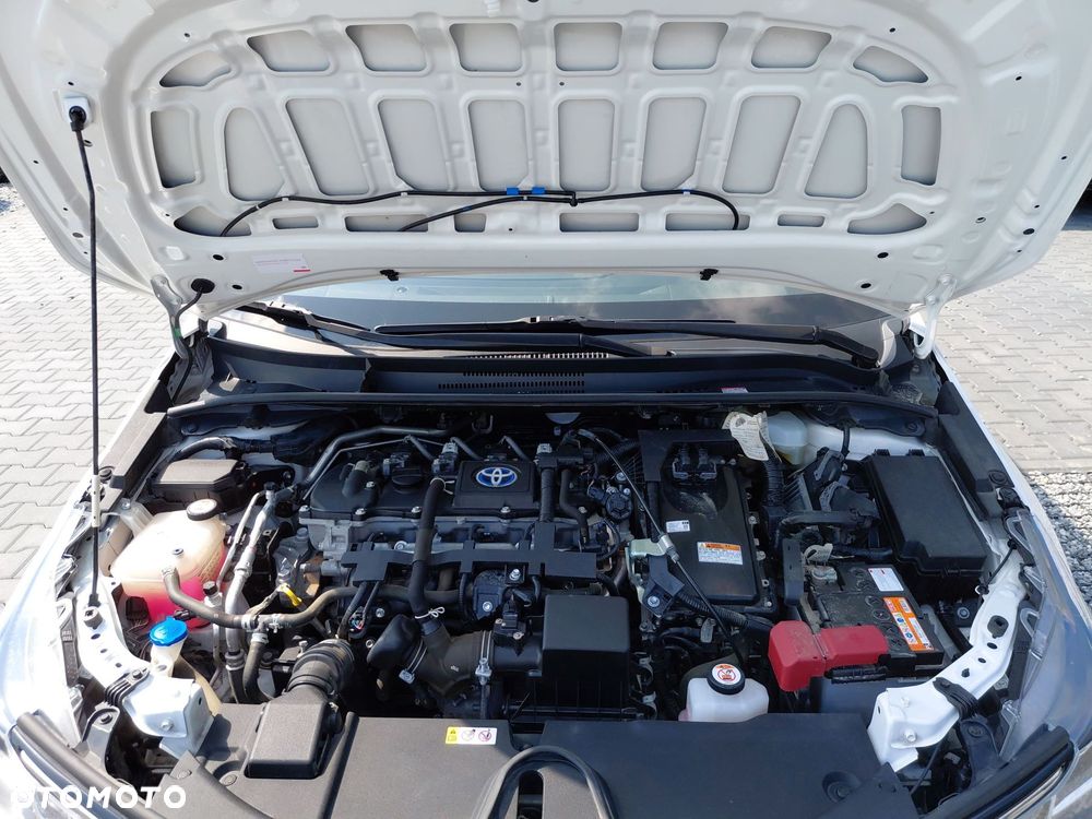 Toyota Corolla 1.8 Hybrid Comfort - 28