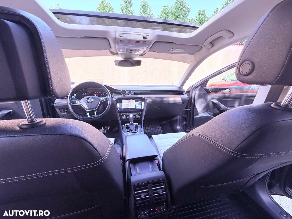 Volkswagen Passat 2.0 TDI DSG Highline - 10