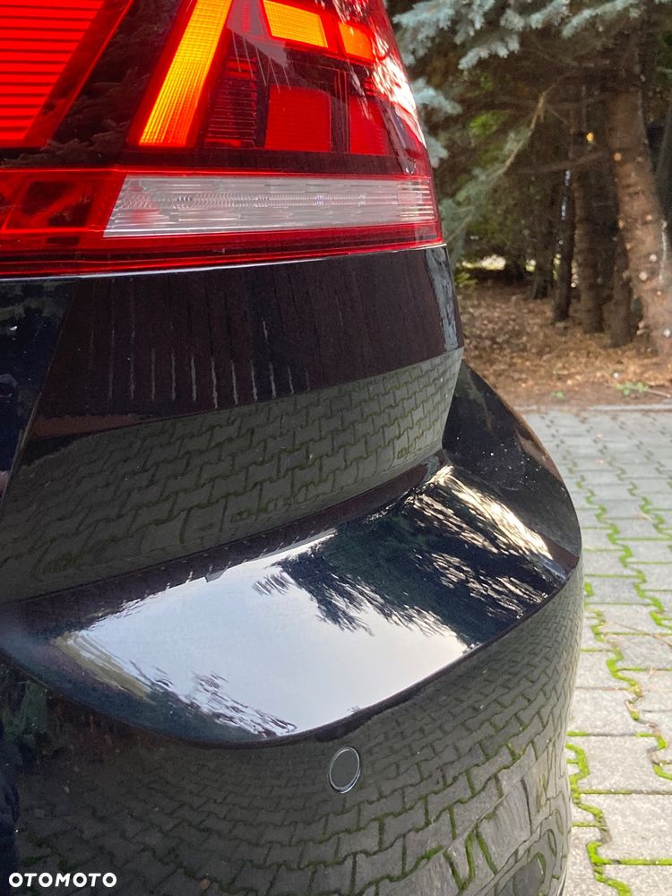 Volkswagen Passat 2.0 TDI EVO Business DSG - 37