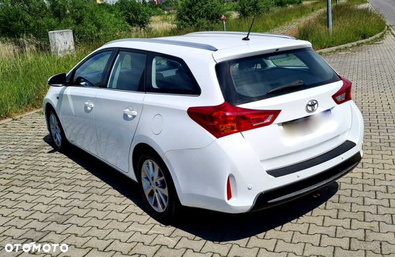 Toyota Auris 2.0 D-4D Comfort - 12