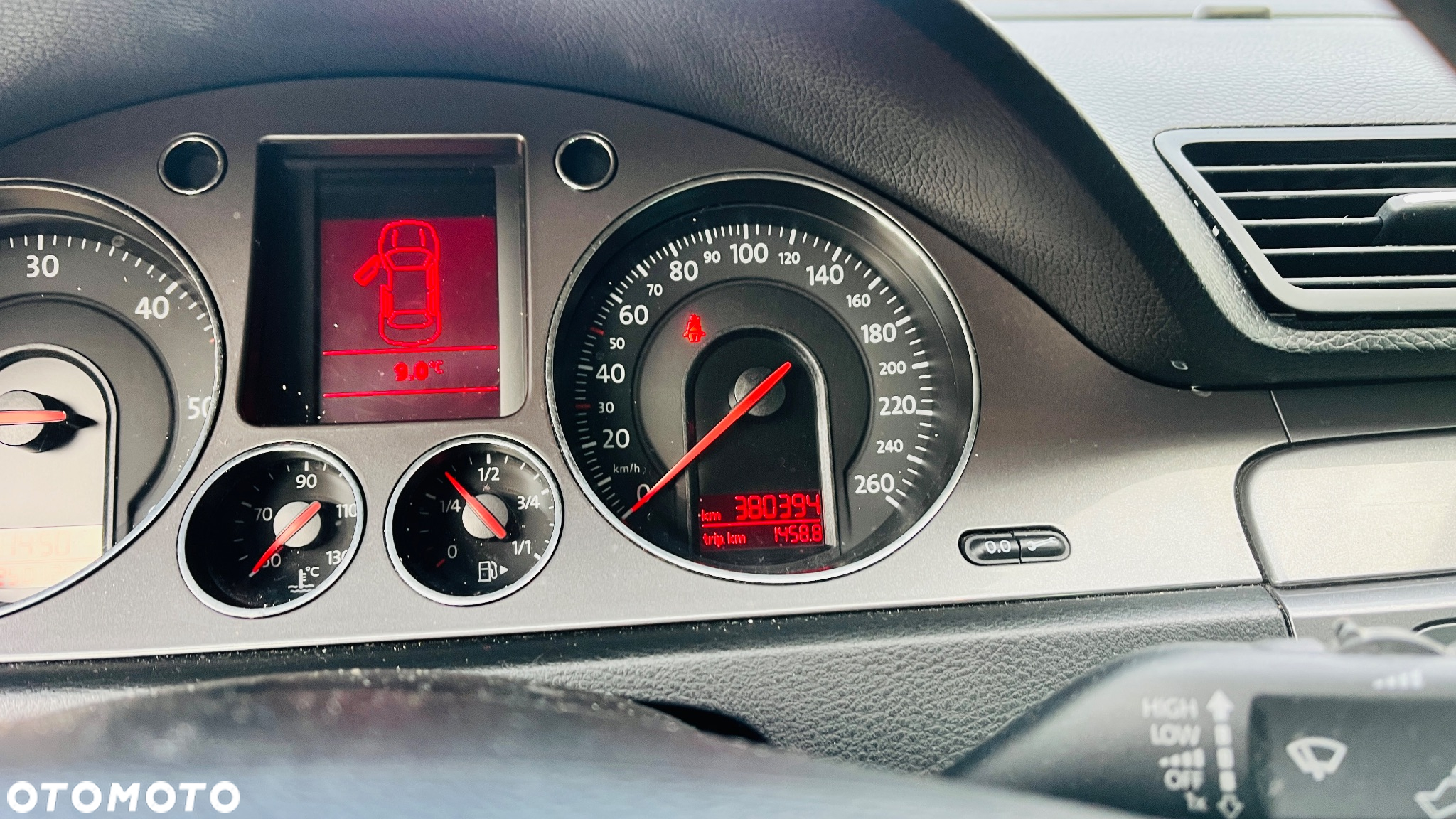 Volkswagen Passat 1.9 TDI Highline - 7