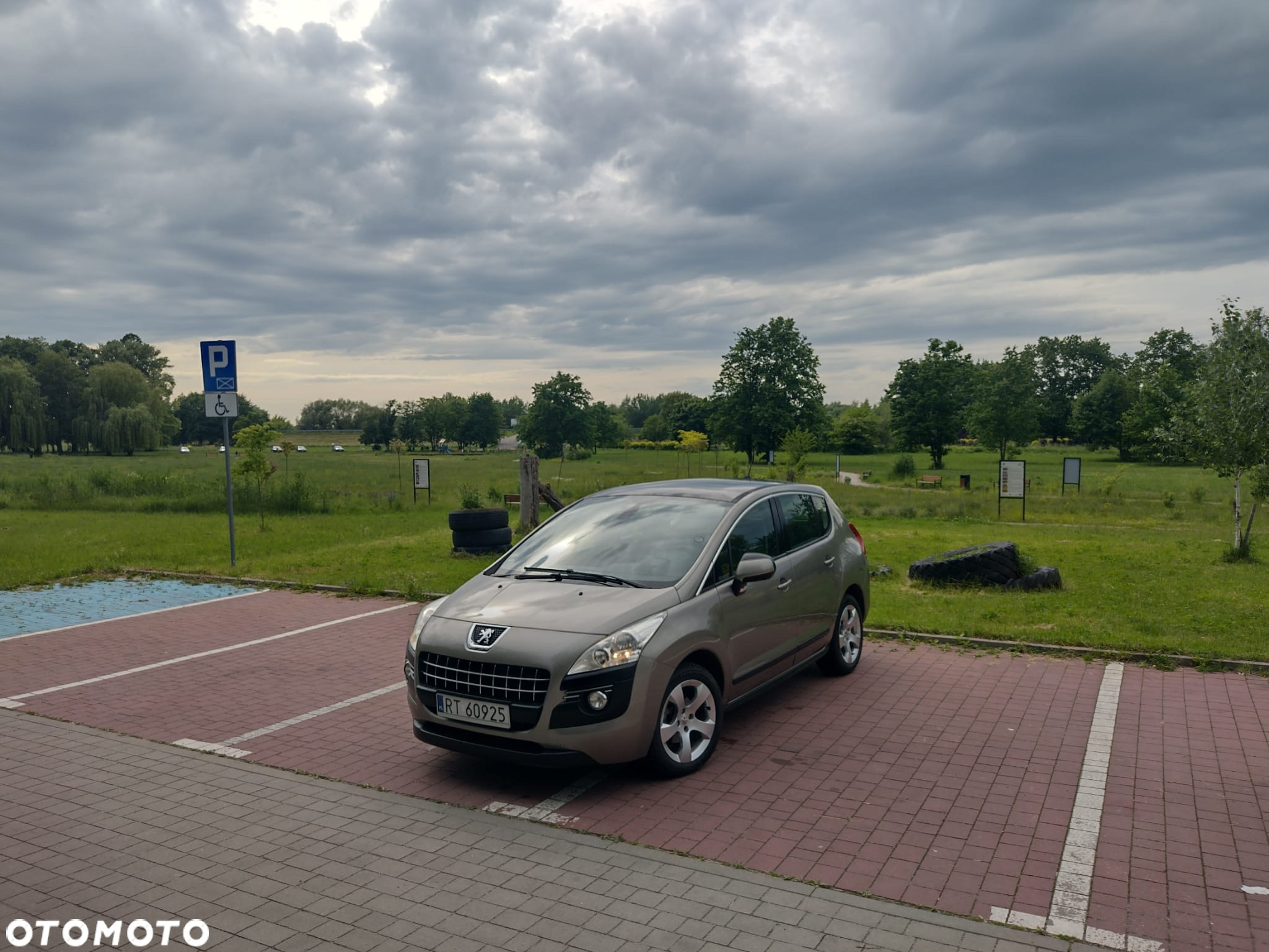 Peugeot 3008 1.6 Premium - 8