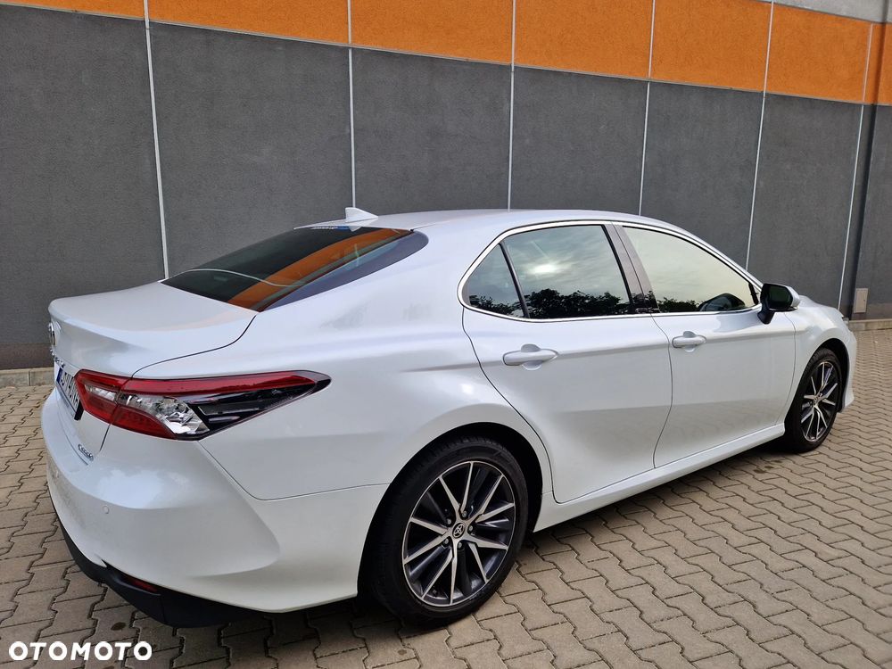 Toyota Camry 2.5 Hybrid Executive CVT - 13