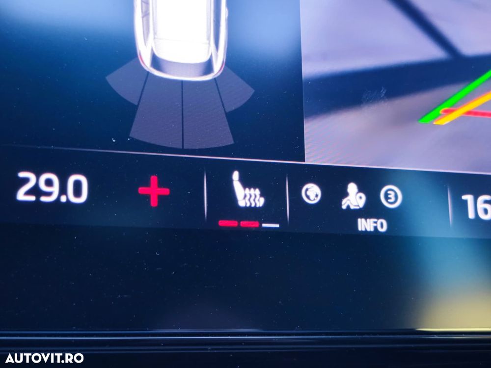 Skoda Octavia 2.0 TDI DSG 4X4 Style - 35