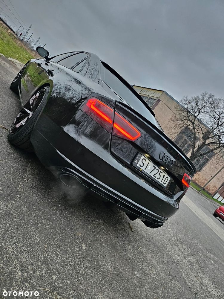 Audi A8 4.2 FSI Quattro - 5