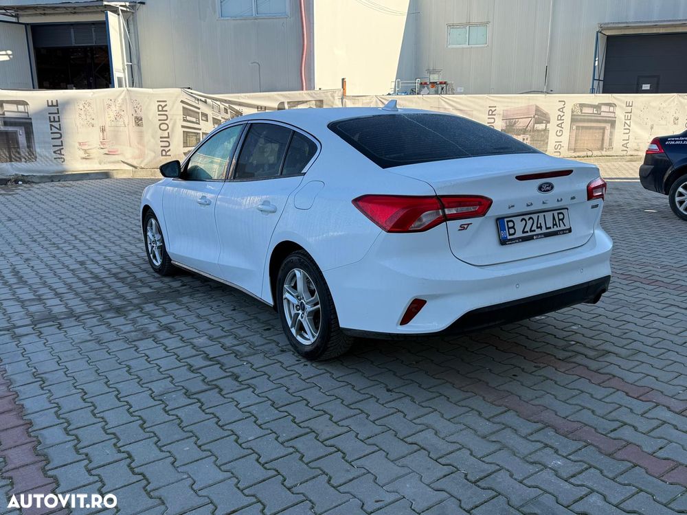 Ford Focus 1.5 EcoBlue Trend - 4