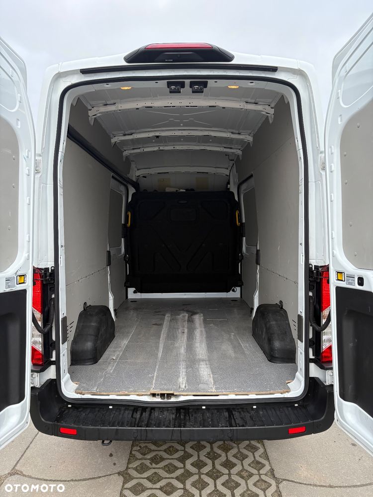 Ford Transit - 17