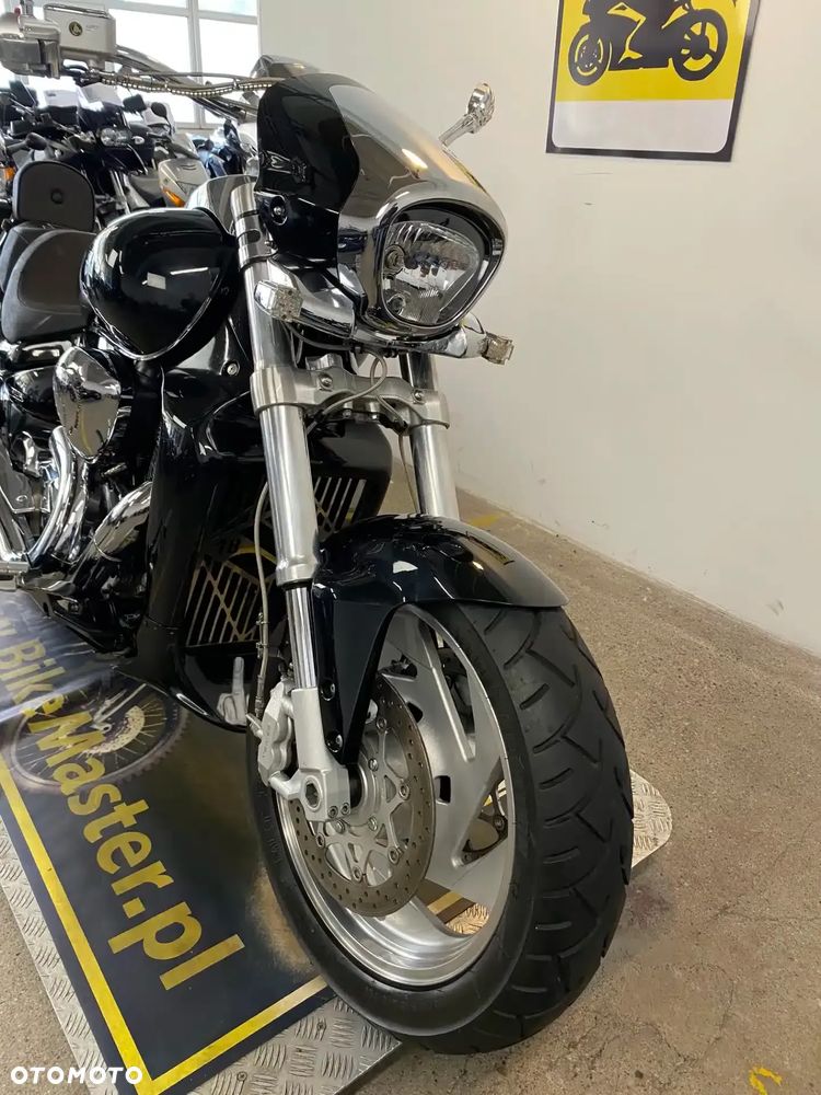 Suzuki Intruder - 20