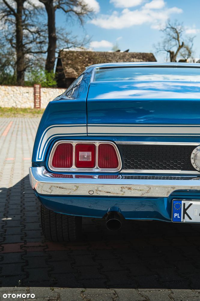 Ford Mustang - 13