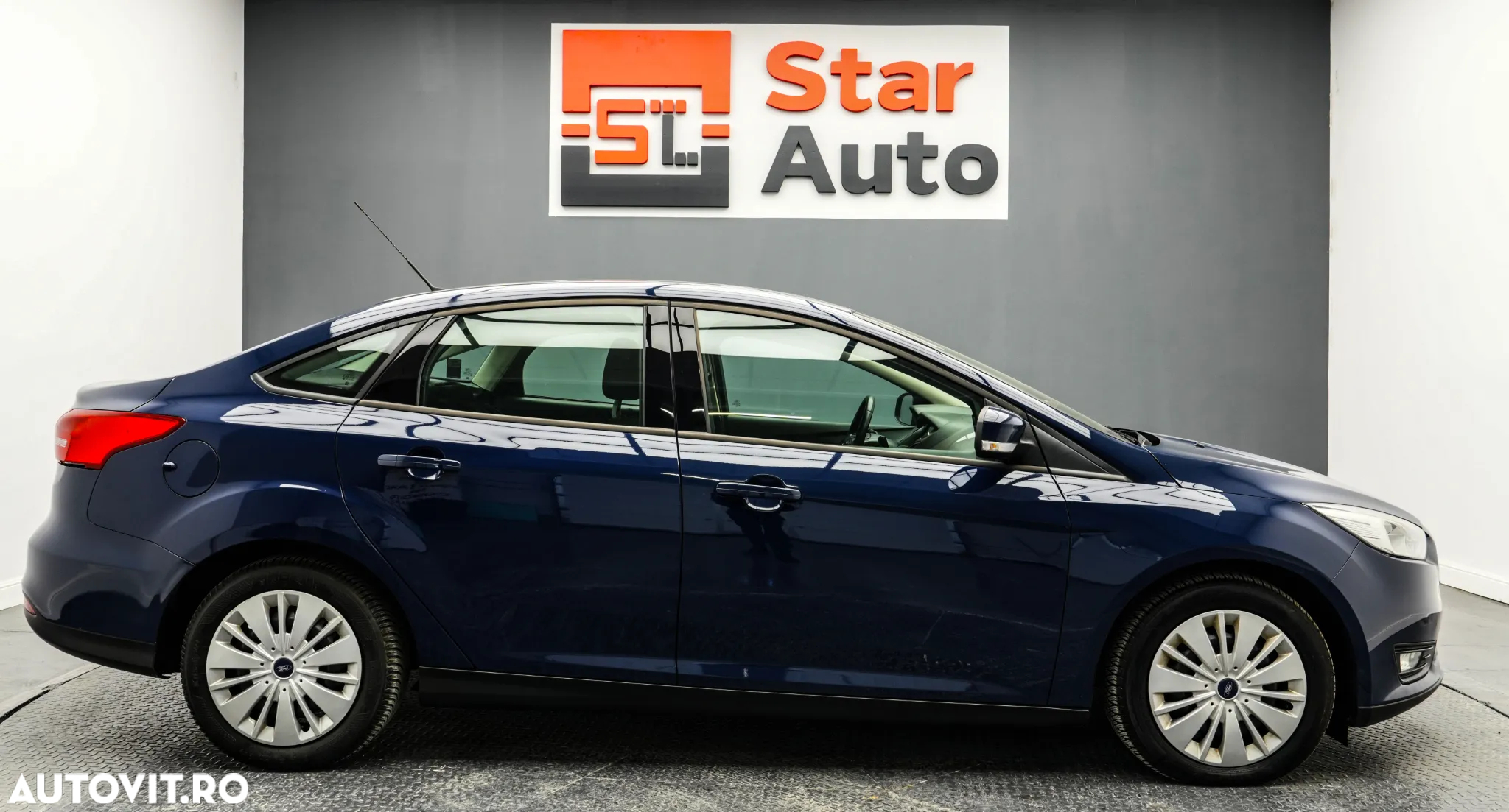 Ford Focus 1.0 EcoBoost Trend - 11