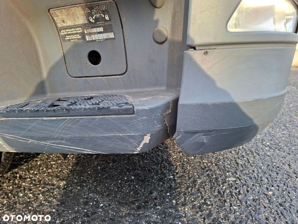 Versalift Antos 2533 L 6X2 - 38