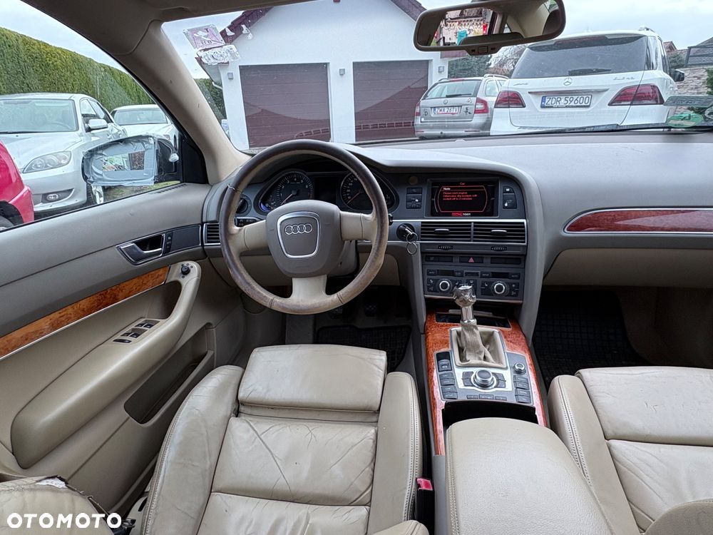 Audi A6 Limousine 2.4 - 15