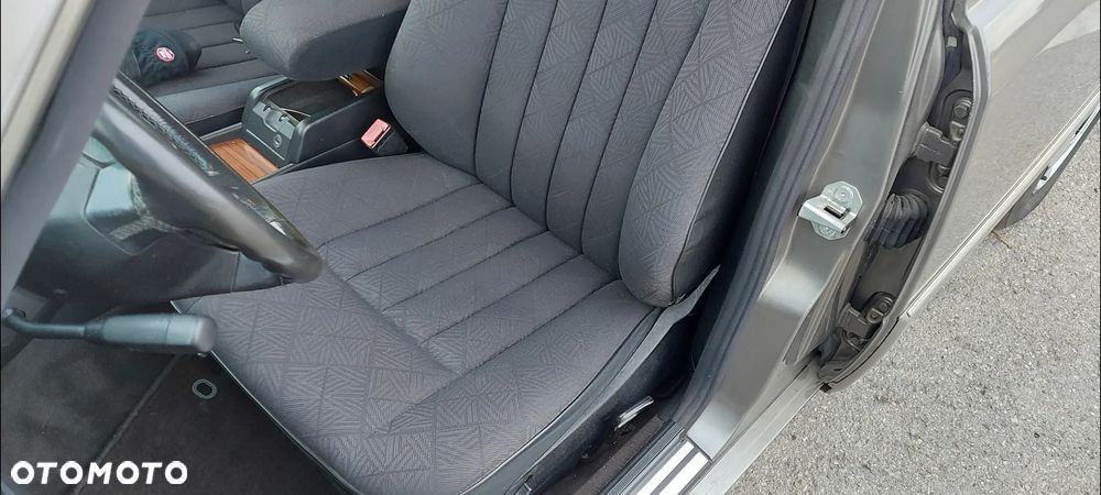 Mercedes-Benz W124 (1984-1993) - 10