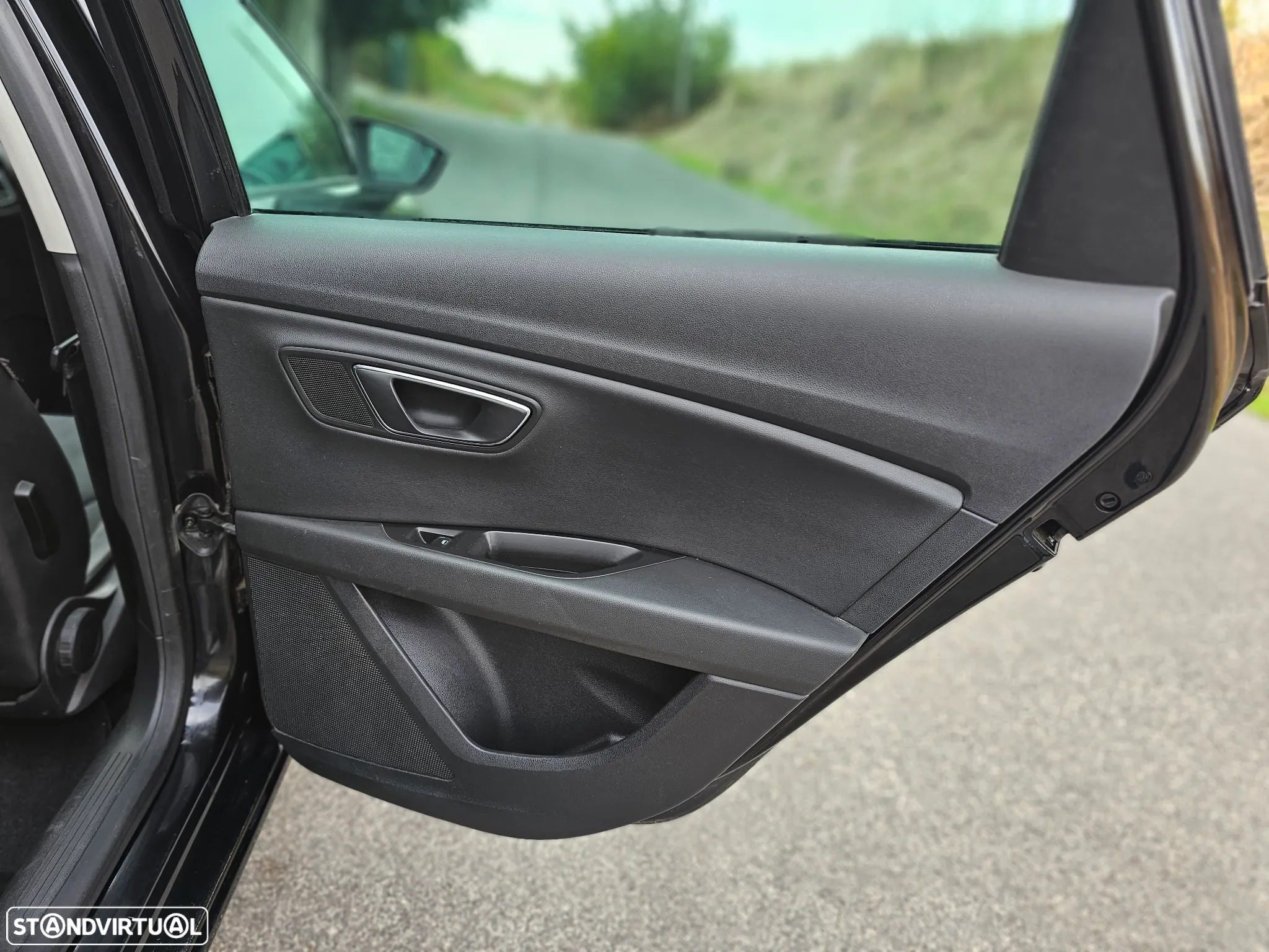 SEAT Leon ST 1.6 TDI Ecomotive Style - 19