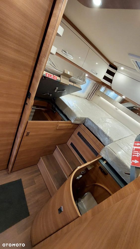 Carthago C-line 4.9 LE L - 22