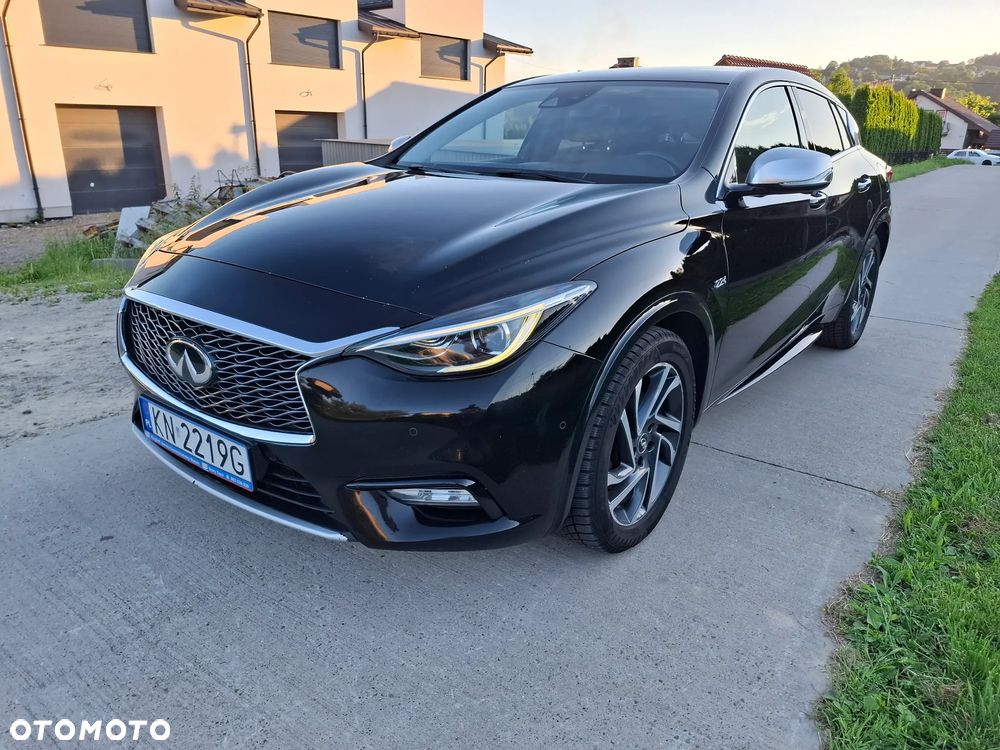 Infiniti Q30 2.2d Premium AWD 7DCT - 3