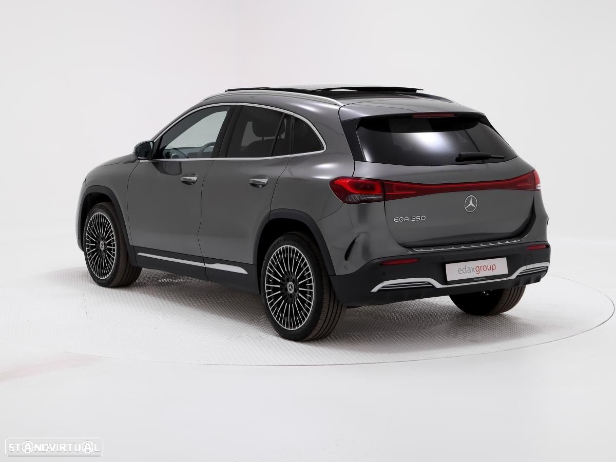 Mercedes-Benz EQA 250 AMG Line - 4