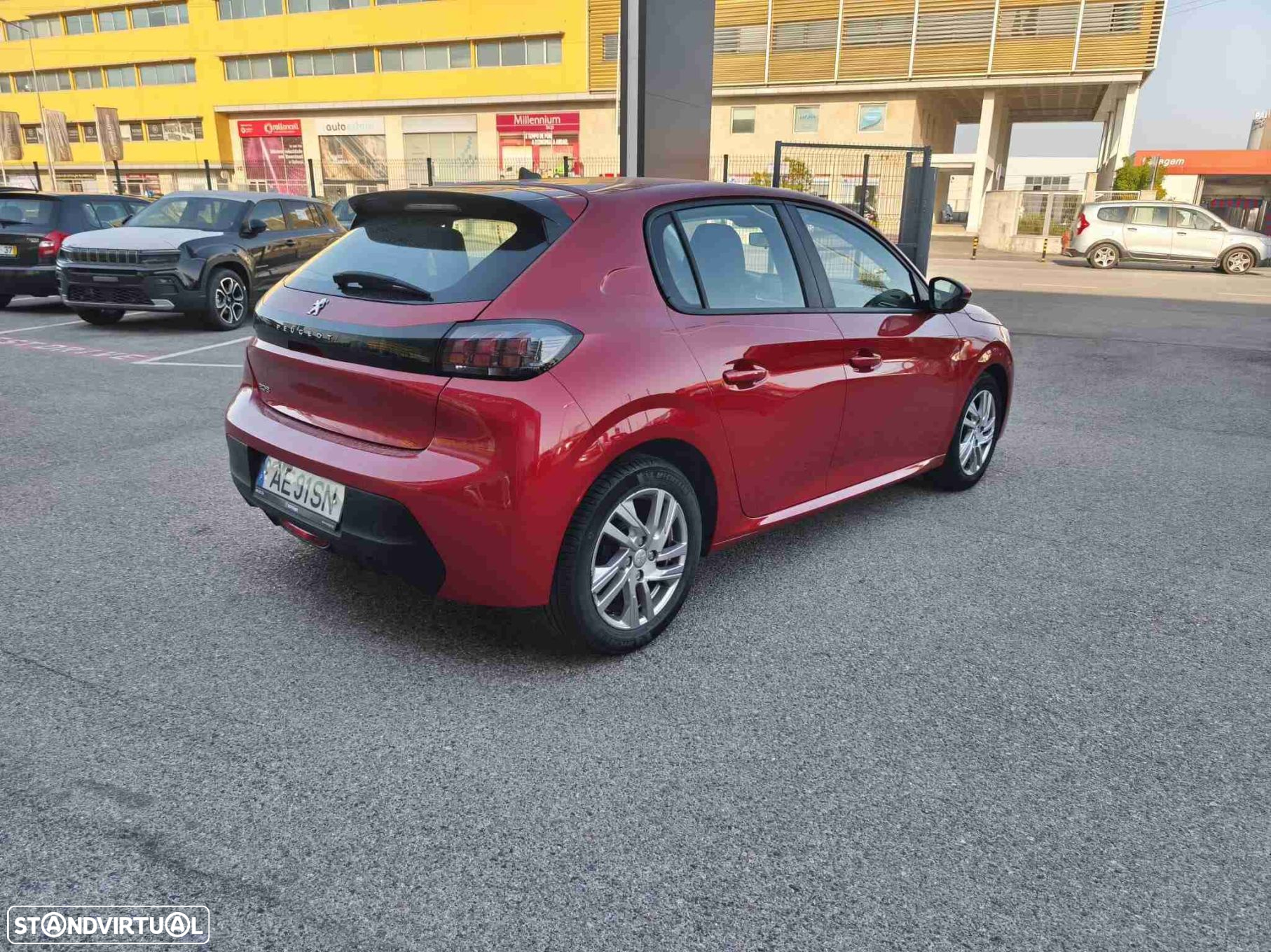 Peugeot 208 1.2 PureTech Active - 4
