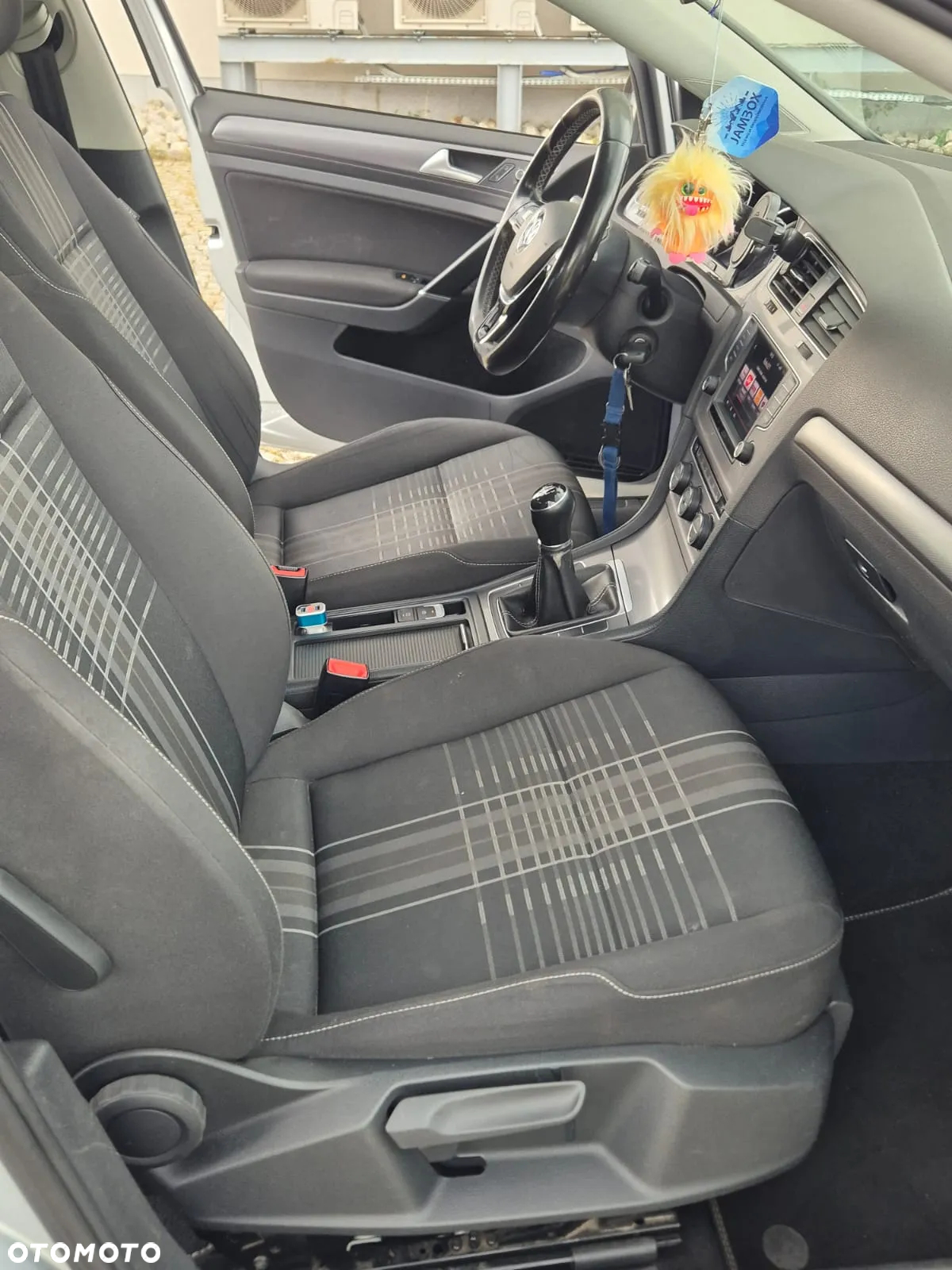 Volkswagen Golf - 14