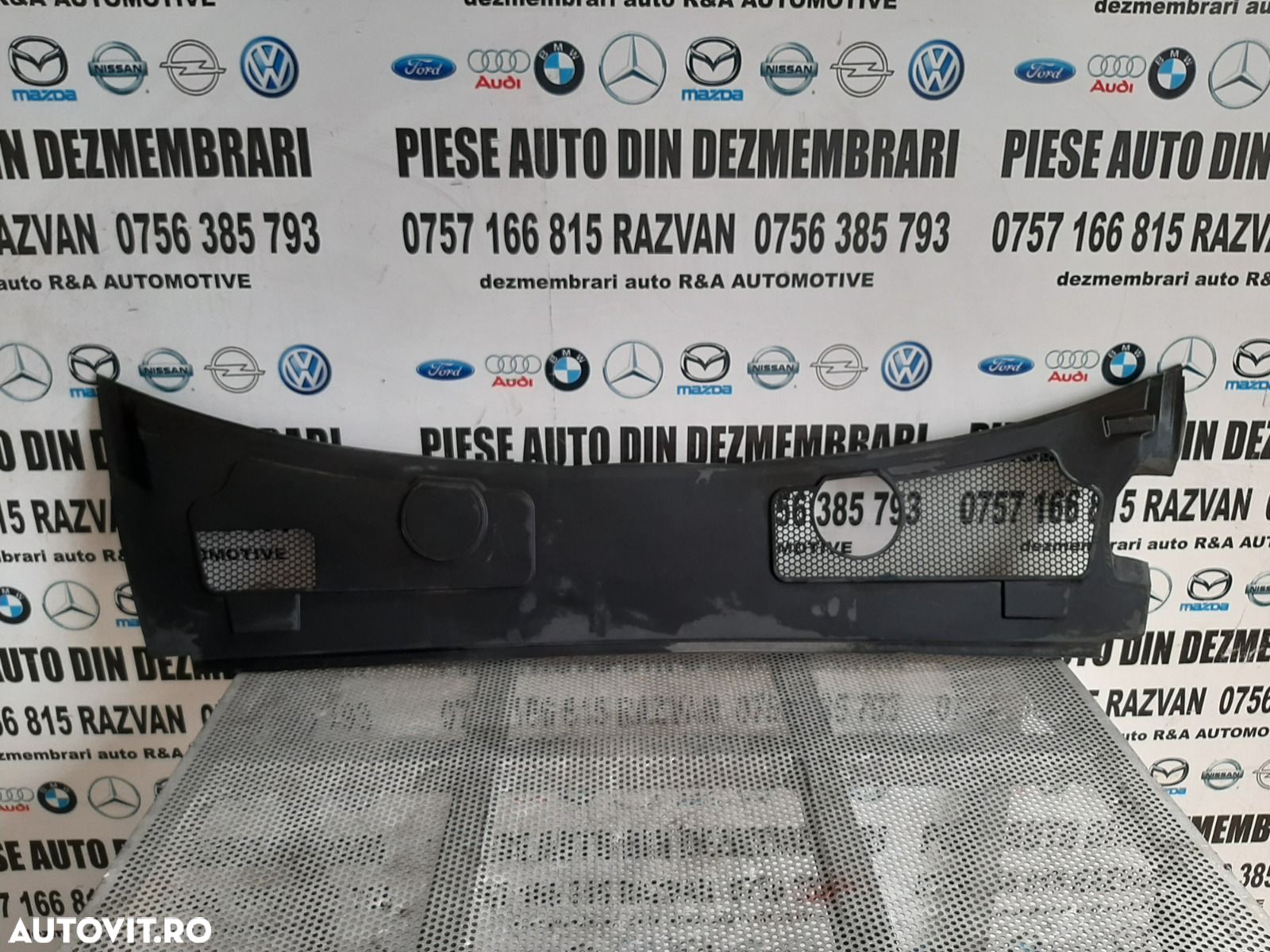 Ornament Grila Baterie Audi A6 4F C6 An 2005-2011 Livram Oriunde In Tara - 1