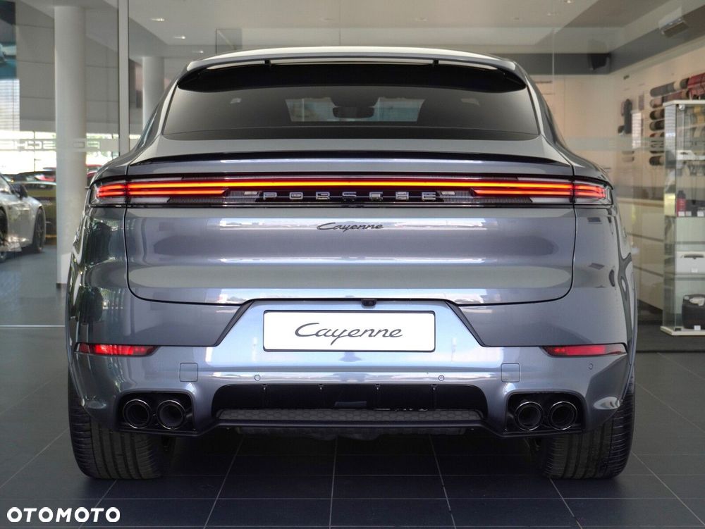 Porsche Cayenne Black Edition - 16