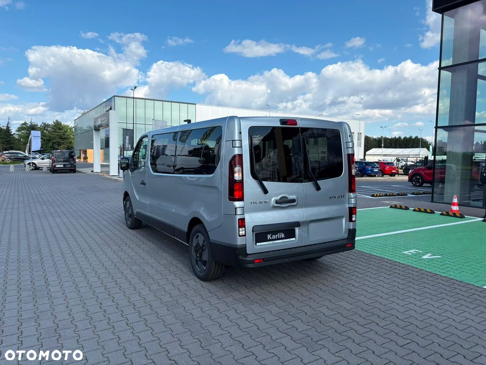 Renault Trafic - 10