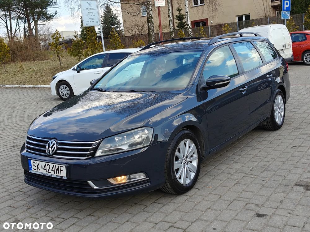 Volkswagen Passat 1.6 TDI Comfortline - 13