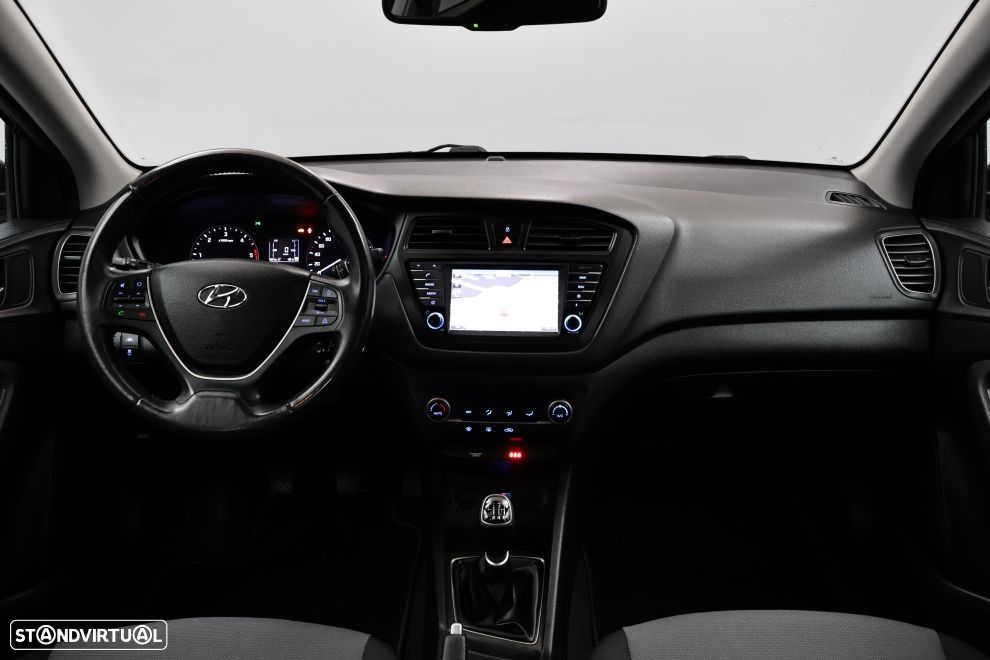 Hyundai i20 1.1 CRDi Access+Bluetooth - 20