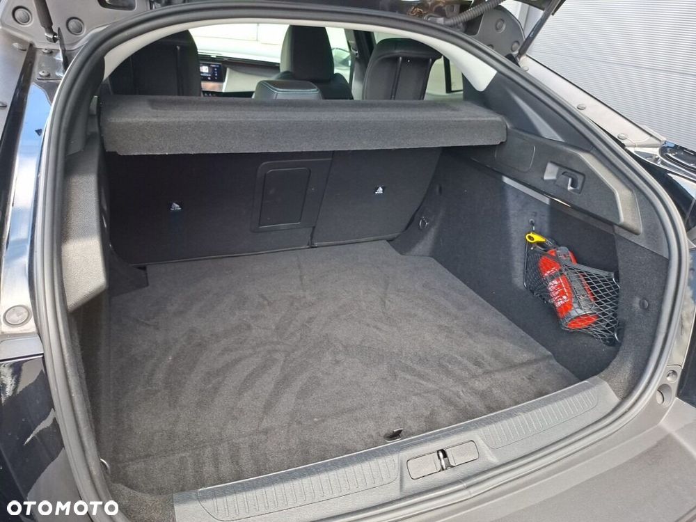 Peugeot 408 - 7