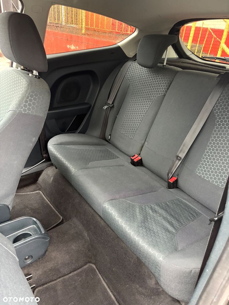Ford Fiesta - 9