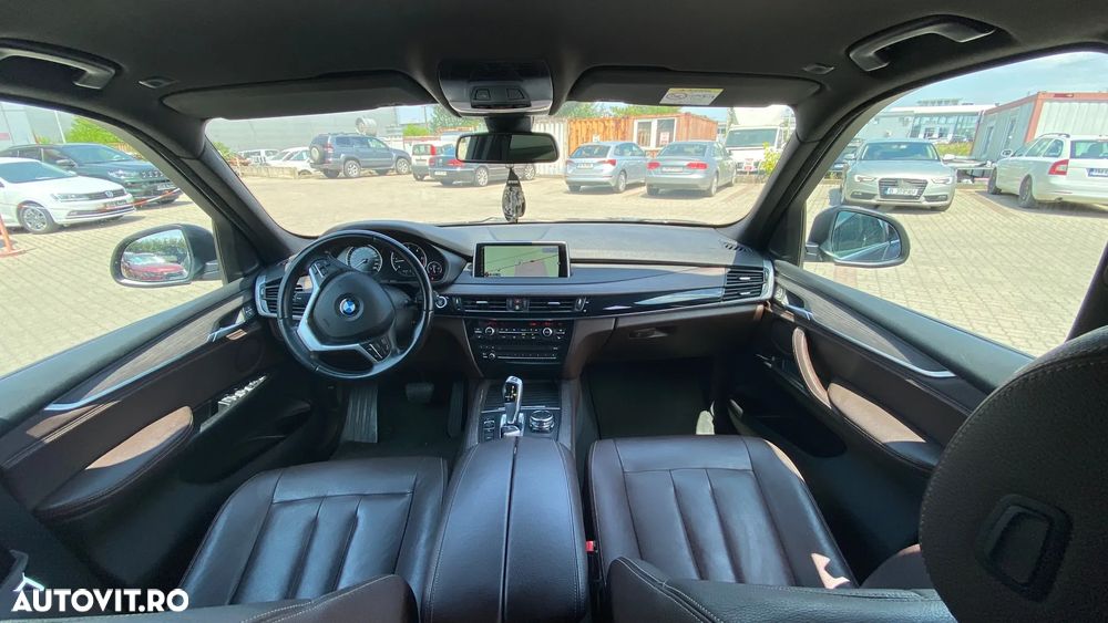 BMW X5 xDrive30d - 16