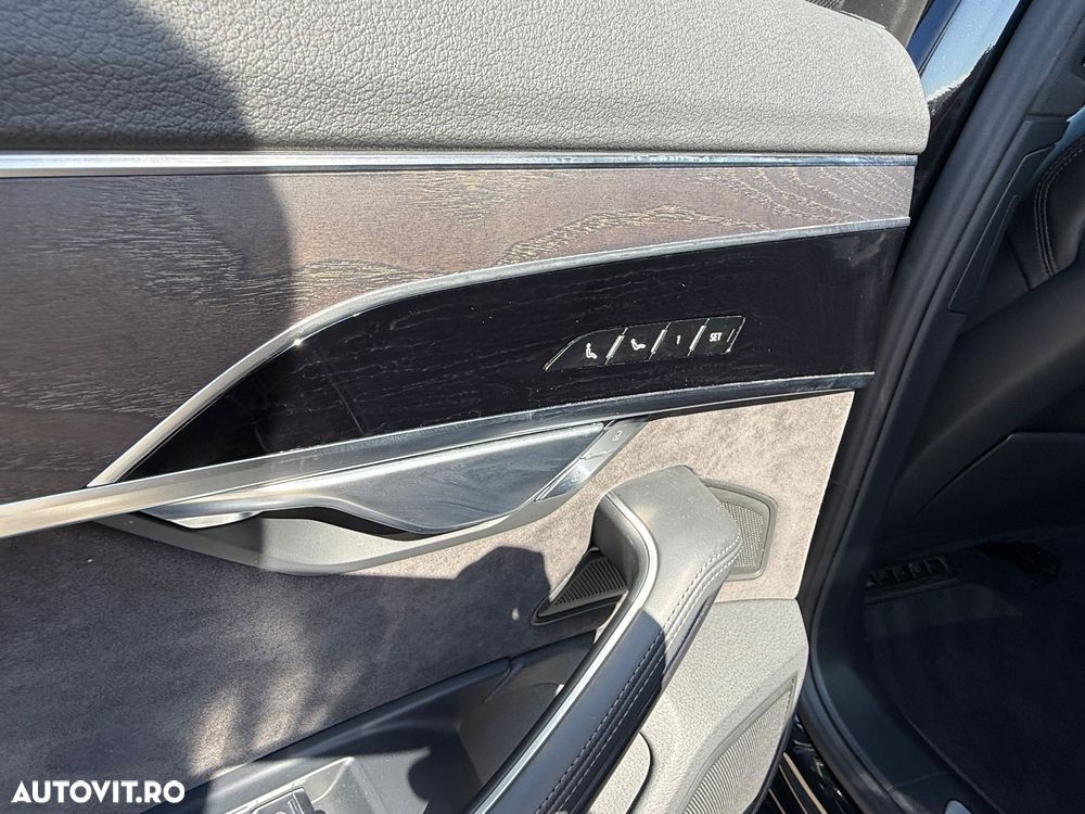 Audi A8 50 TDI quattro Tiptronic - 27