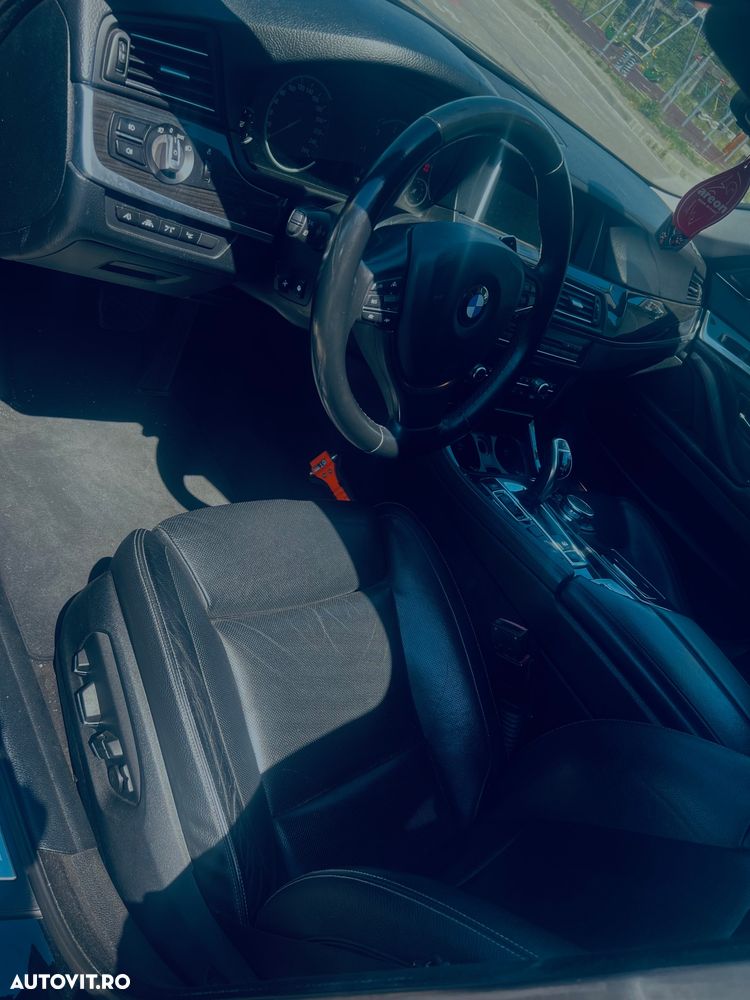 BMW Seria 5 530d - 12