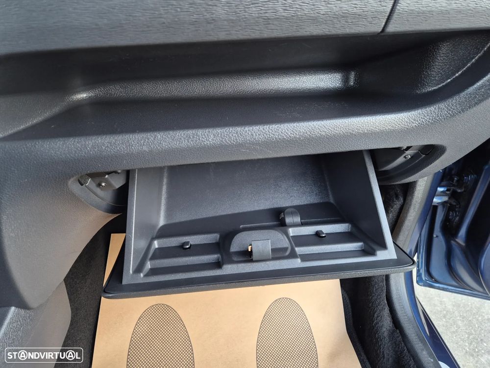 Dacia Lodgy 1.5 dCi SL 10 Anos 7L - 33