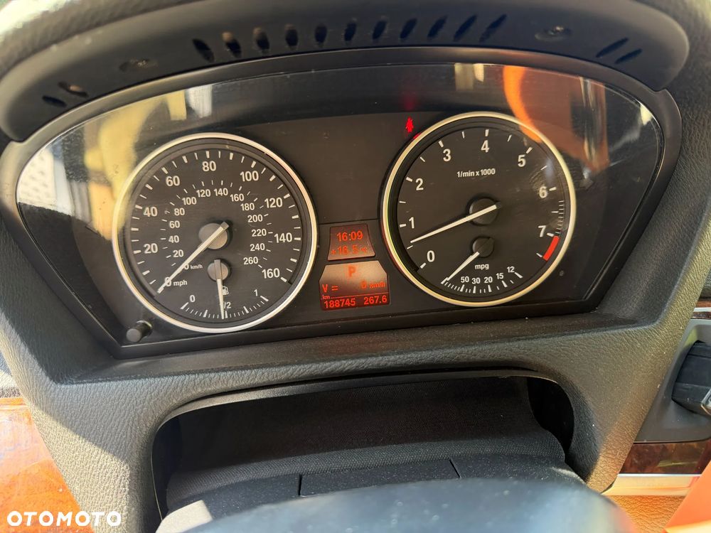 BMW X5 xDrive35i Edition Exclusive - 14