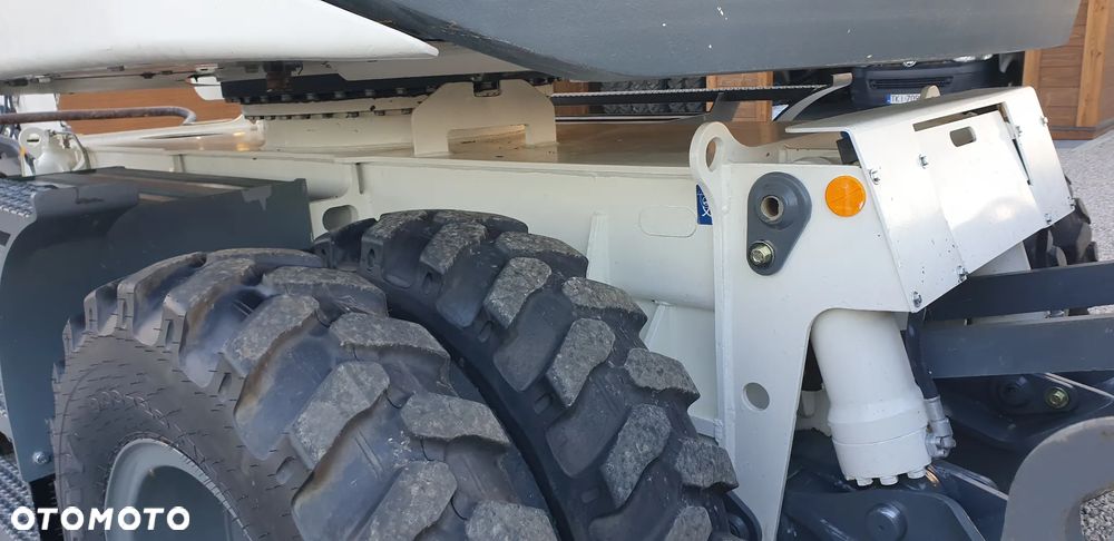 Liebherr 311 rok 2007 łyżka skarpowa hydr. + do kopania 2xpług klima oryginał - 20