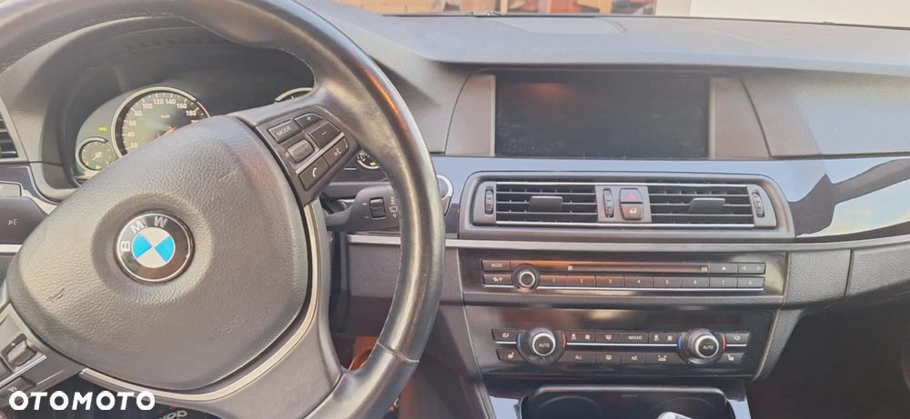 BMW Seria 5 520d xDrive Luxury Line - 20