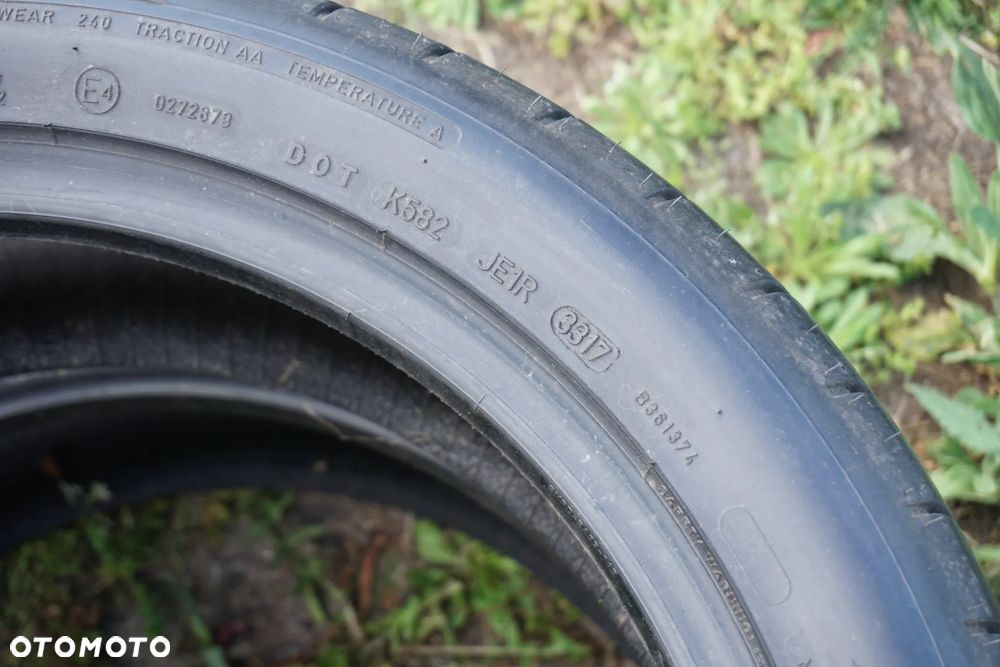 225 45 19 Dunlop Sport Maxx RT - 5
