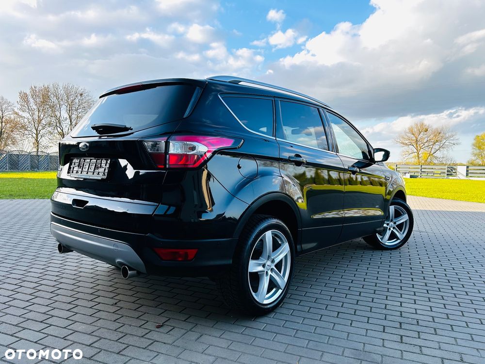 Ford Kuga 2.0 TDCi 4x4 Titanium - 4